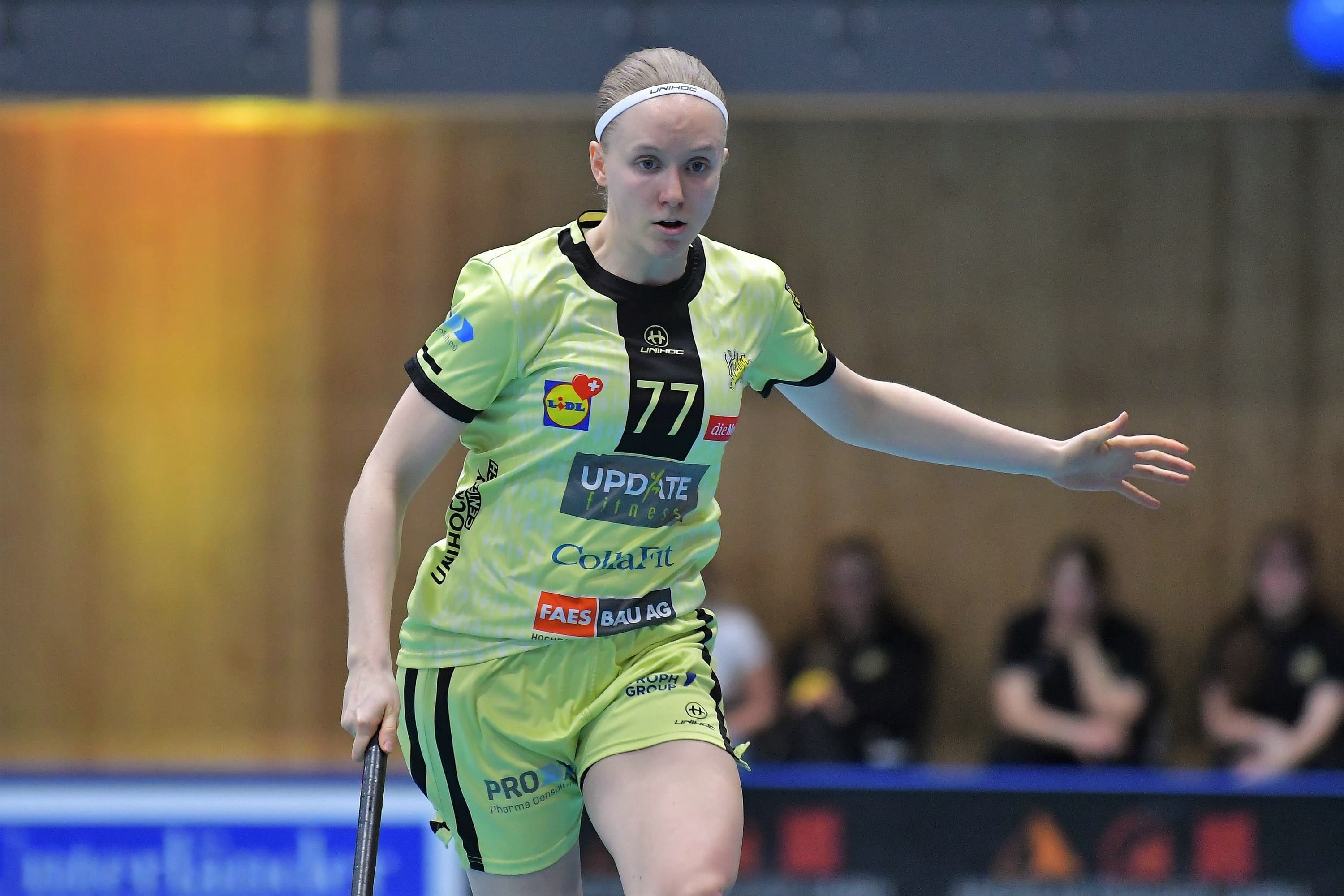 Unihockey: "C’est l’occasion de redonner la monnaie de la pièce" - Lilou Hedinger revient à Aigle comme coach assistante