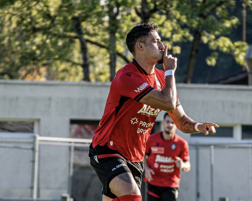Football - 1e Ligue: Monthey prend la première place du classement, Martigny contraint au nul