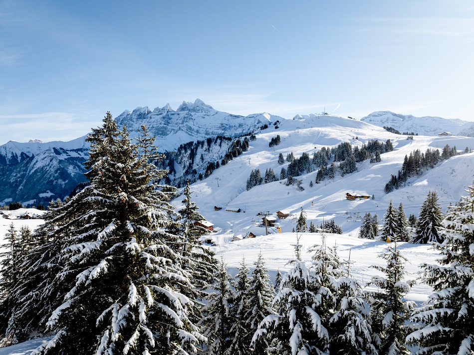 Ski en avance : les Alpes Vaudoises et les Portes du Soleil ouvrent dès samedi