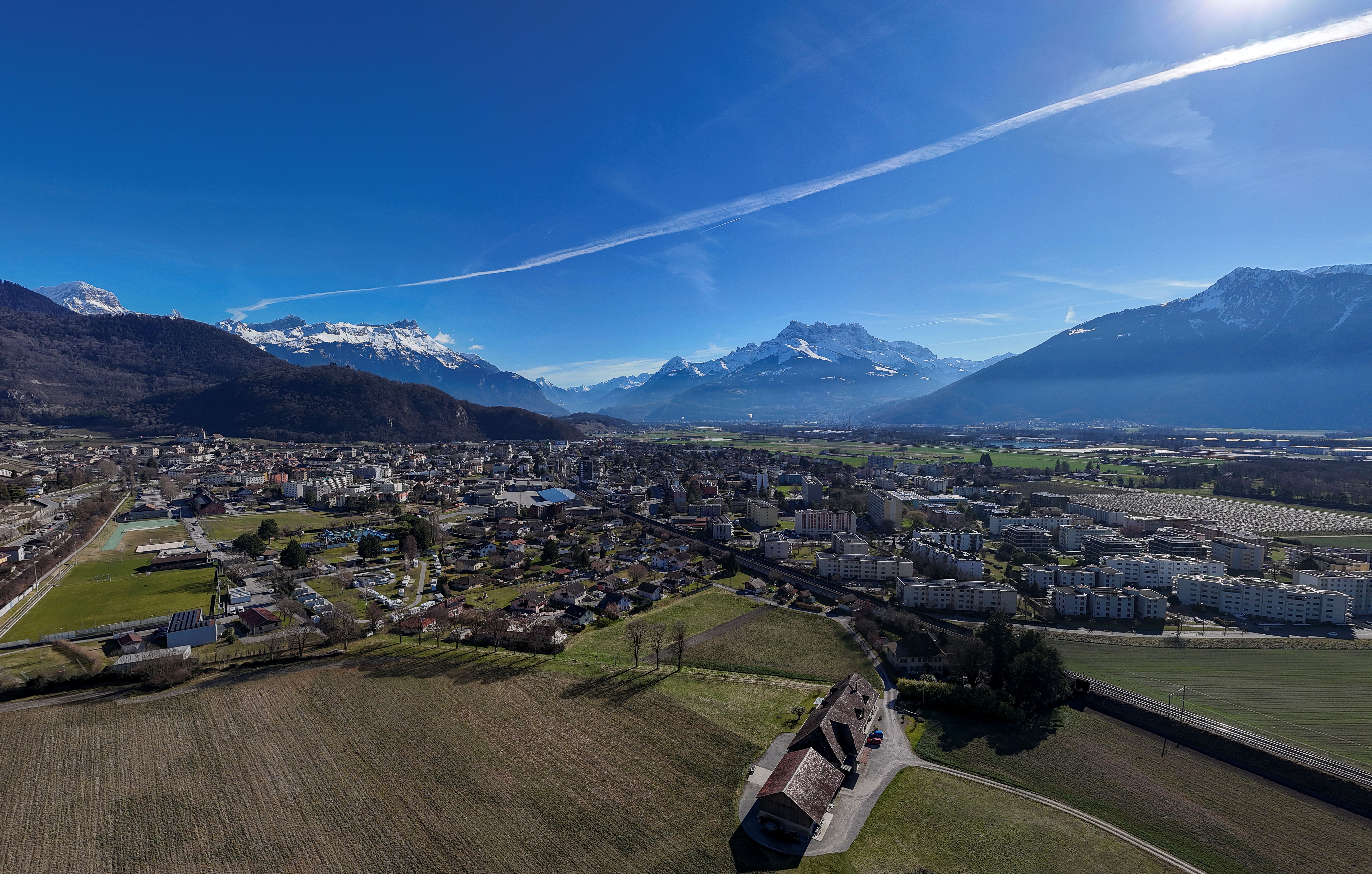 https://radiochablais.ch/images/2026/05/07/AIGLE.jpg