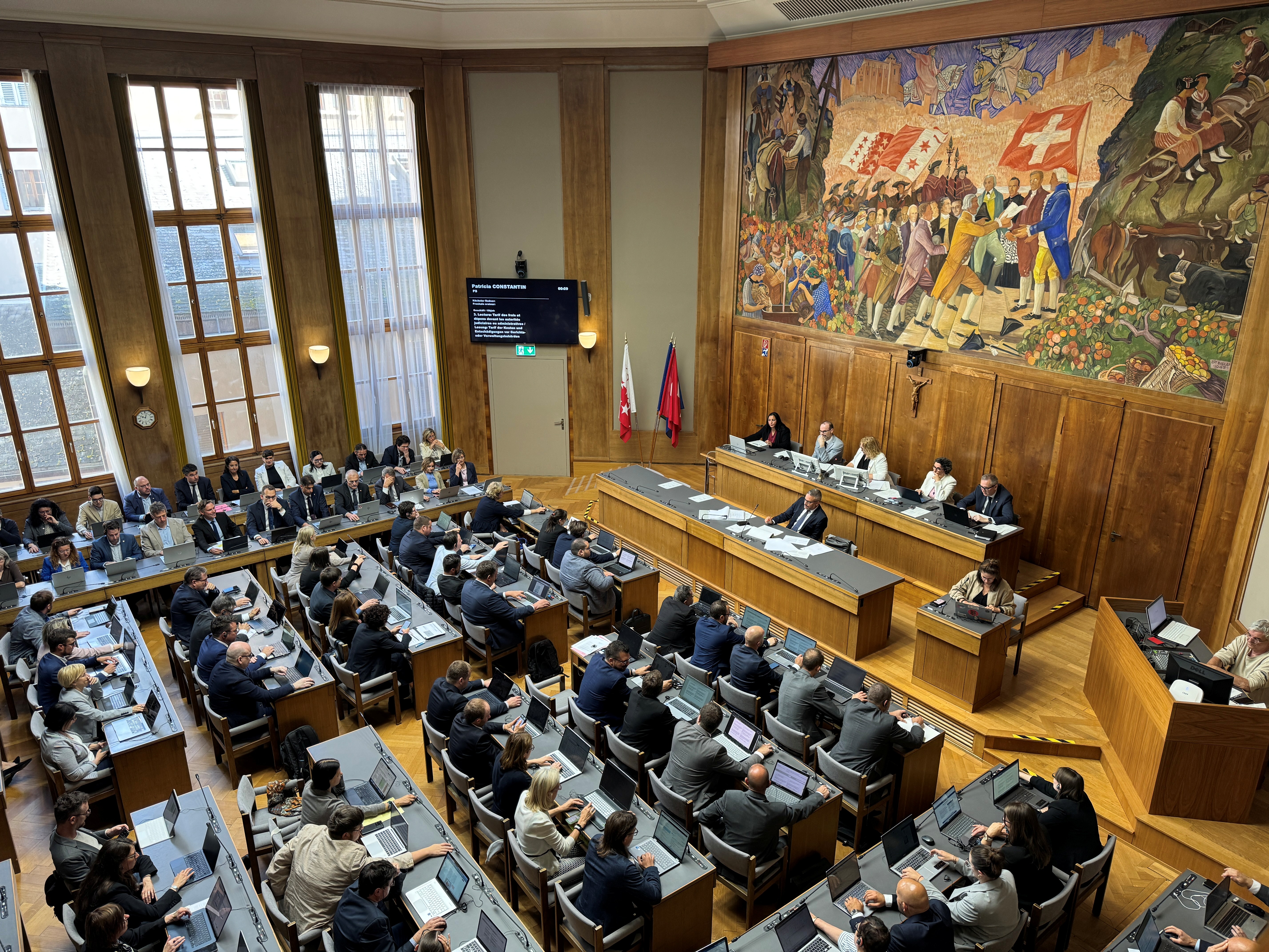 Initiative pour un salaire minimum : le parlement valaisan défavorable au texte, au grand dam de la gauche 